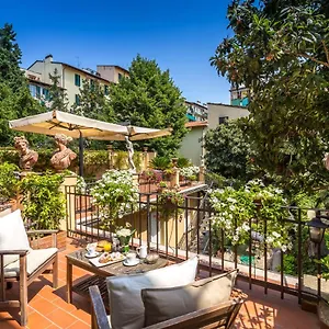 Szálloda Ungherese Small Luxury Firenze